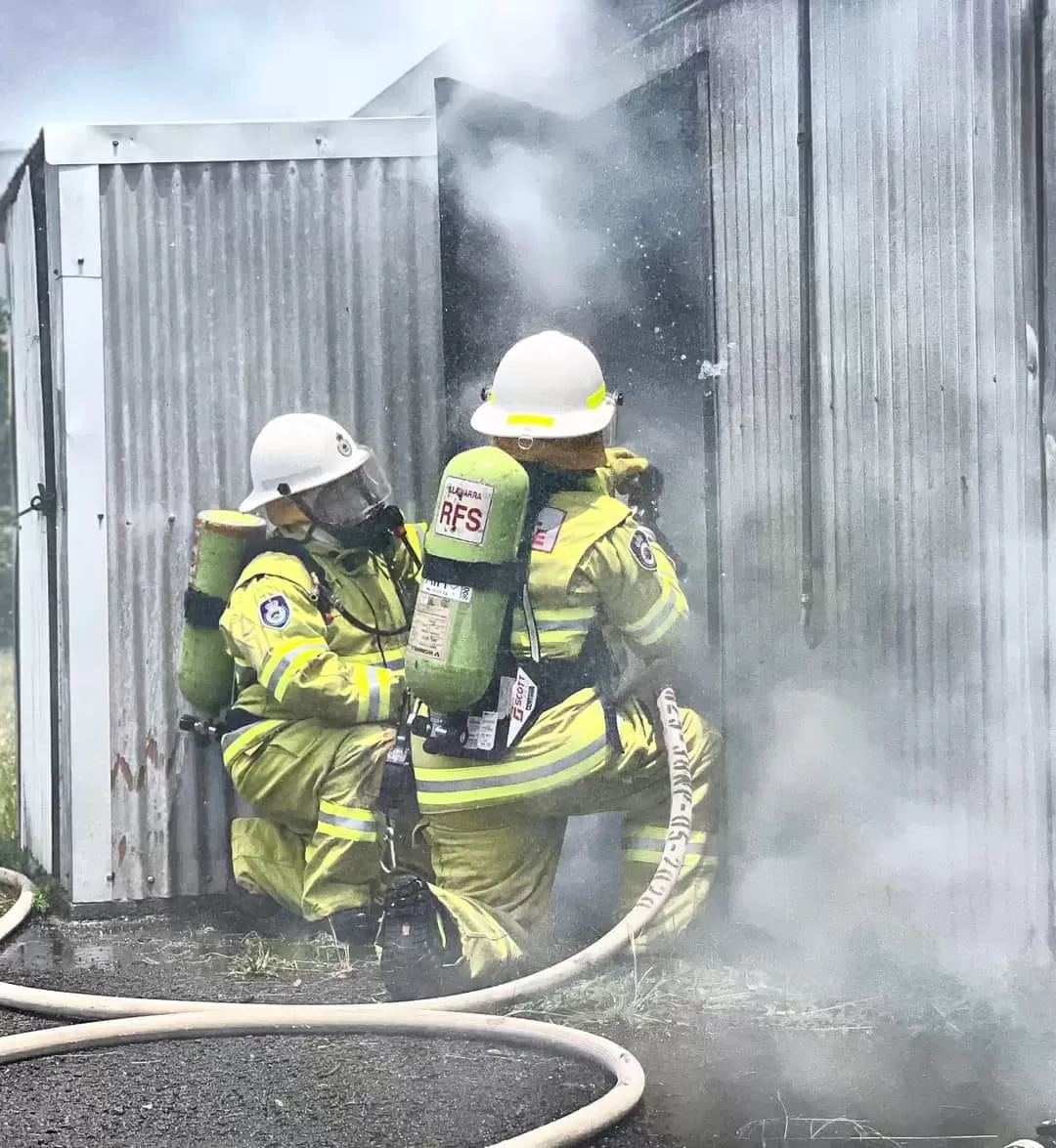 NSW RFS Volunteers - Photo Illawong RFB